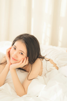 长腿校花无力呻吟娇喘的视频